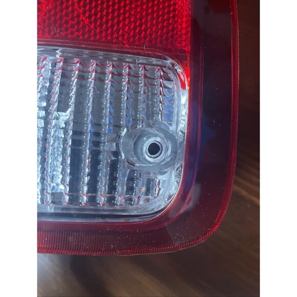 Tail Light Eagle Eyes FR278-U000R New - Picture 7 of 16